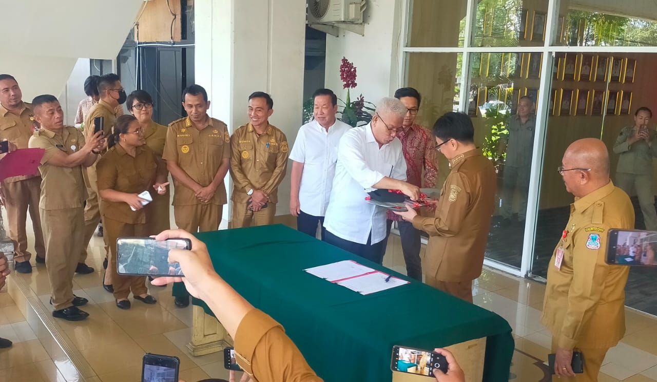 Walikota AA Terima 2 Truk Angkut Sampah per Unit Rp 500-an juta, Jatah Wenang dan Mapenget