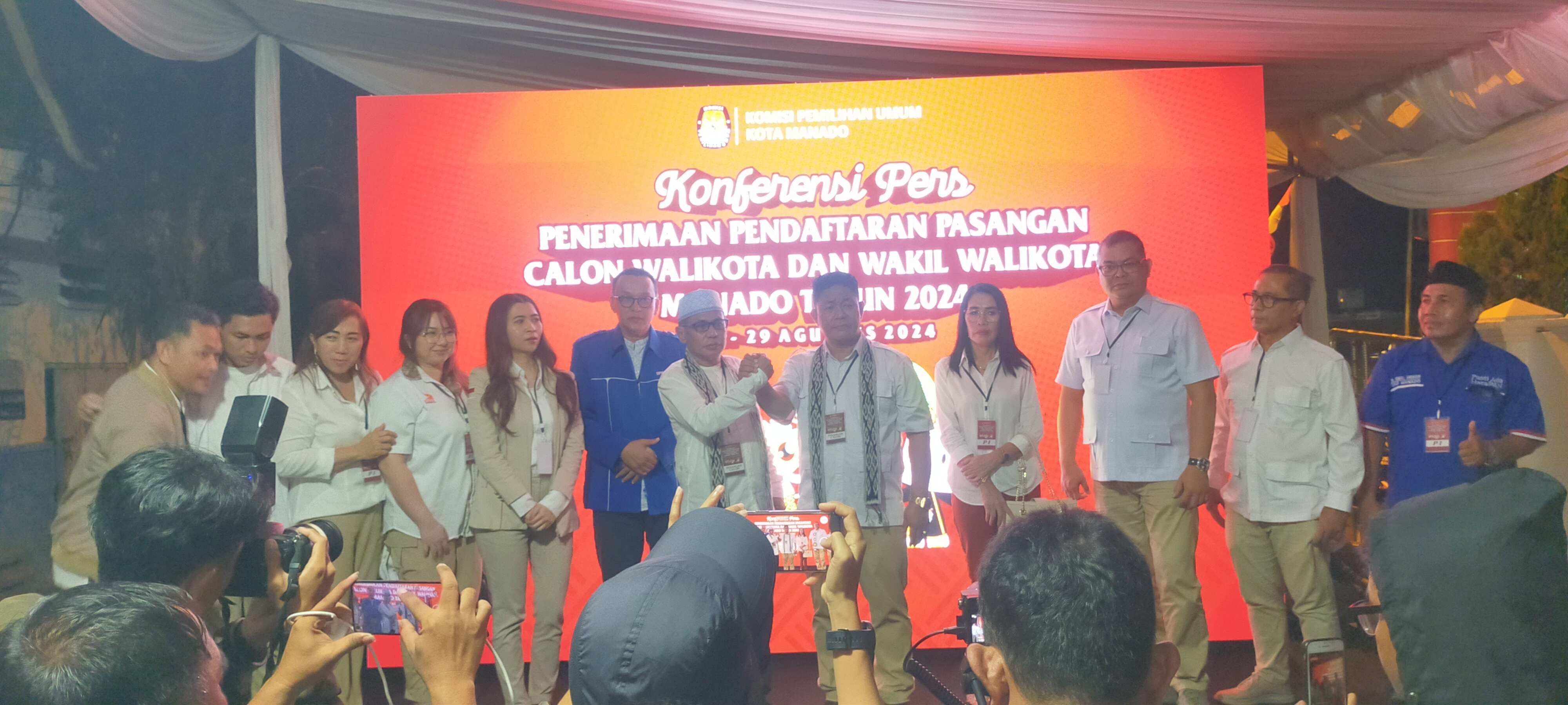 Bakal Paslon Parasan-Daud Diterima di KPU Manado