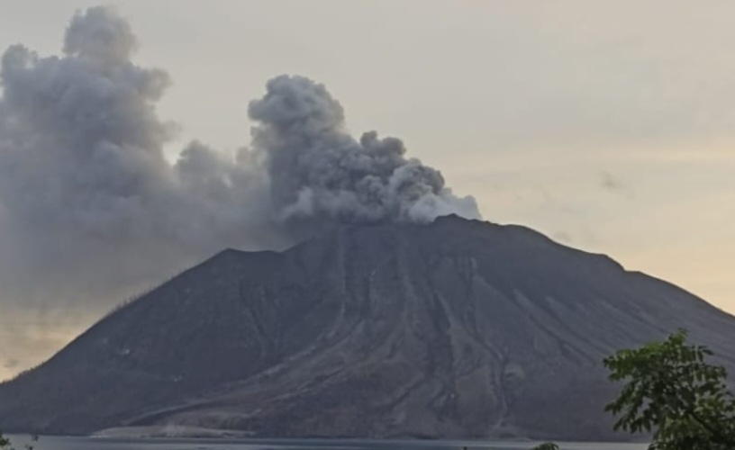 Pemprov, Kodam dan Polda Sulut Intens Tangani Dampak Erupsi Gunung Ruang di Tagulandang