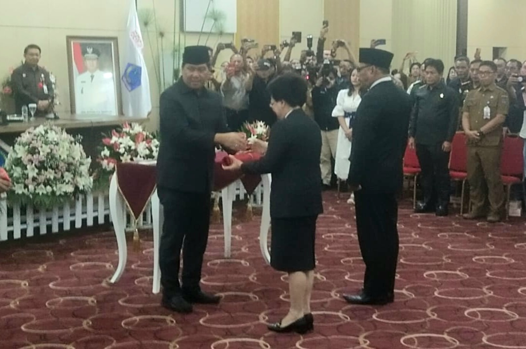 SK Diserahkan Wagub Sulut, Mendagri Perpanjang Jabatan dr Rinny dan Ir Limi