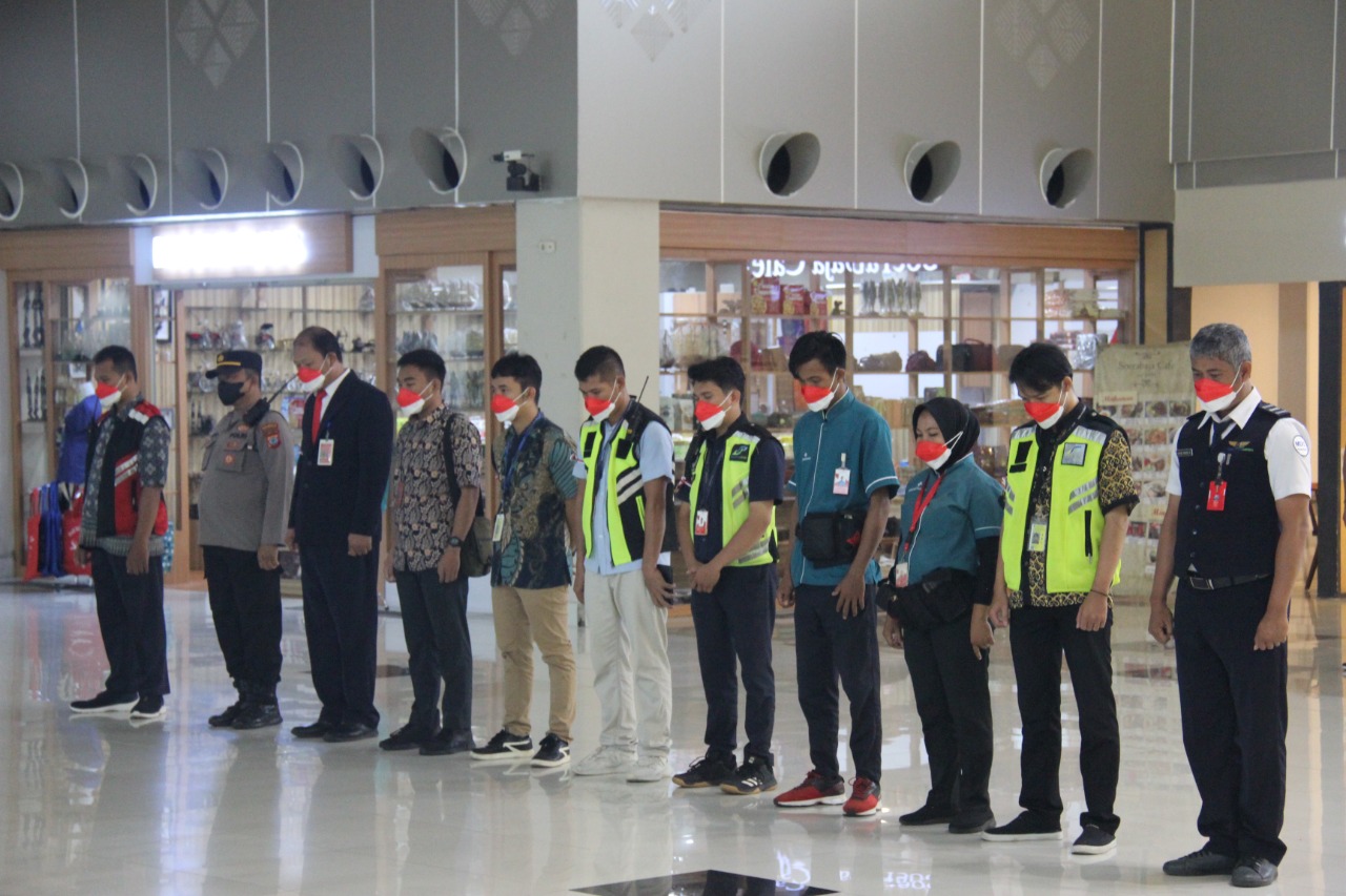 Bandara Internasional Sam Ratulangi Peringati Hari Pahlawan