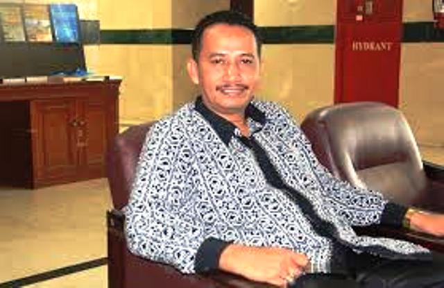 Proyek Dikeluhkan, Ambarak Jangan Ada Monopoli Pekerjaan