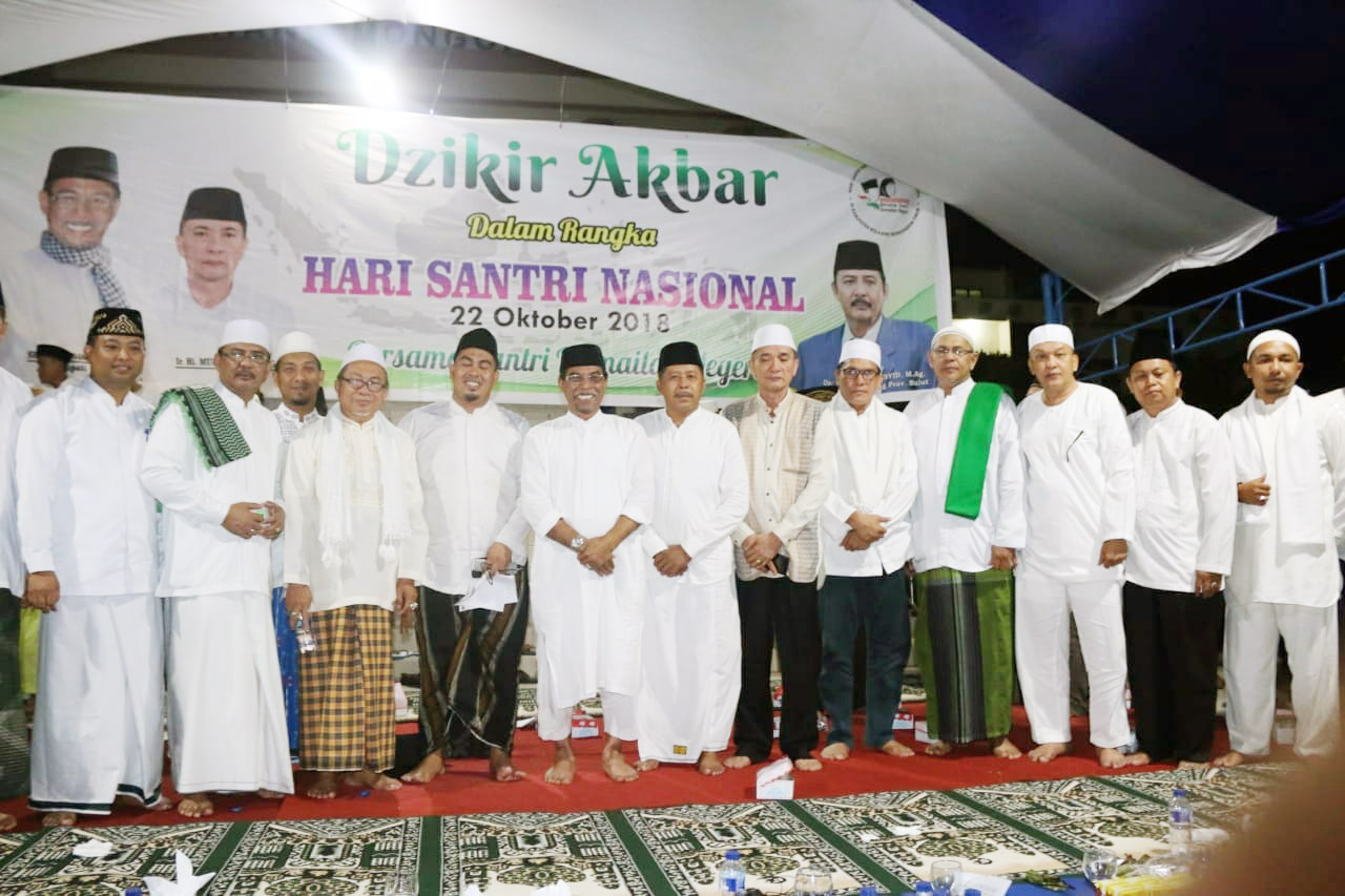 Ribuan Santri Dzikir Bersama di Boltim 