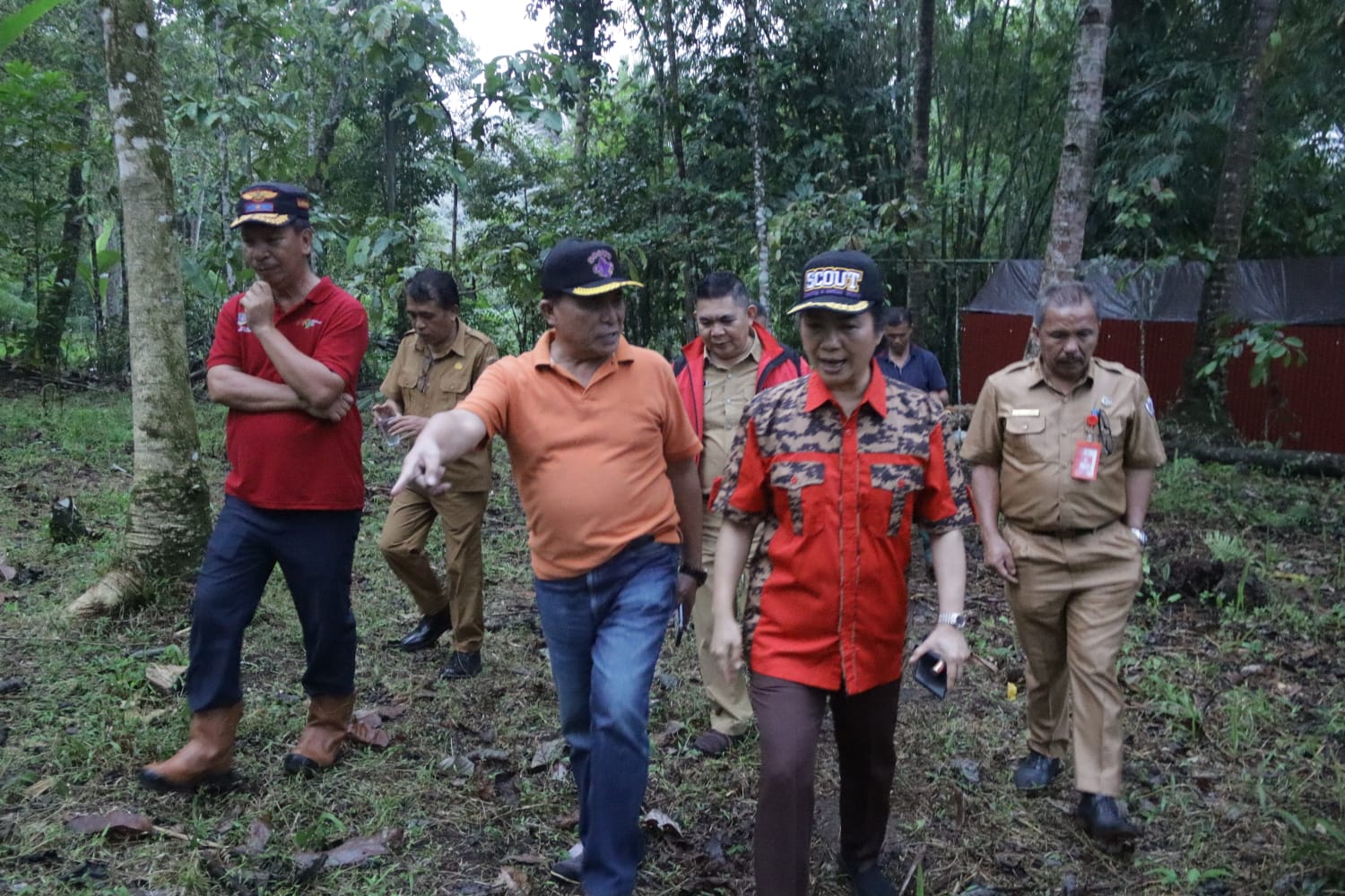 Ketua Kwarcab Pramuka Tomohon Inspeksi Lokasi Perkemahan Besar di Taratara Dua