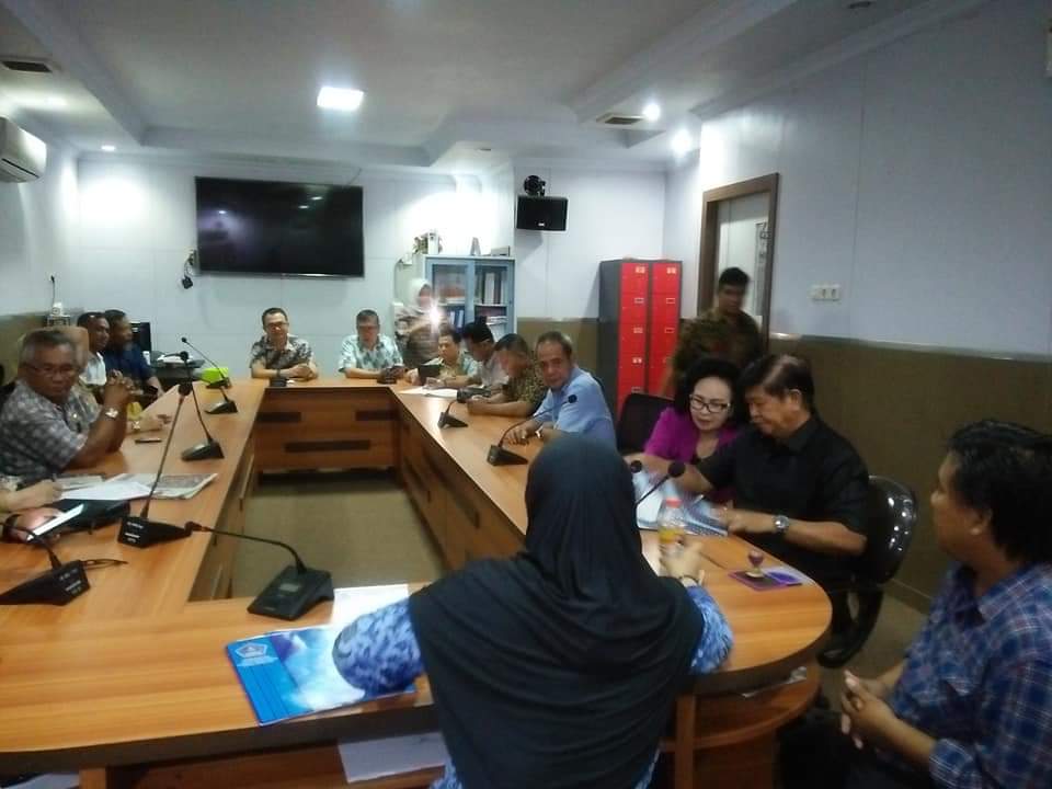 Pansus LKPJ DPRD Minsel Kunker di Makasar