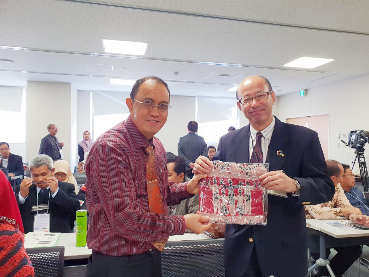 ROR Presentasikan Danau Tondano di Jepang  