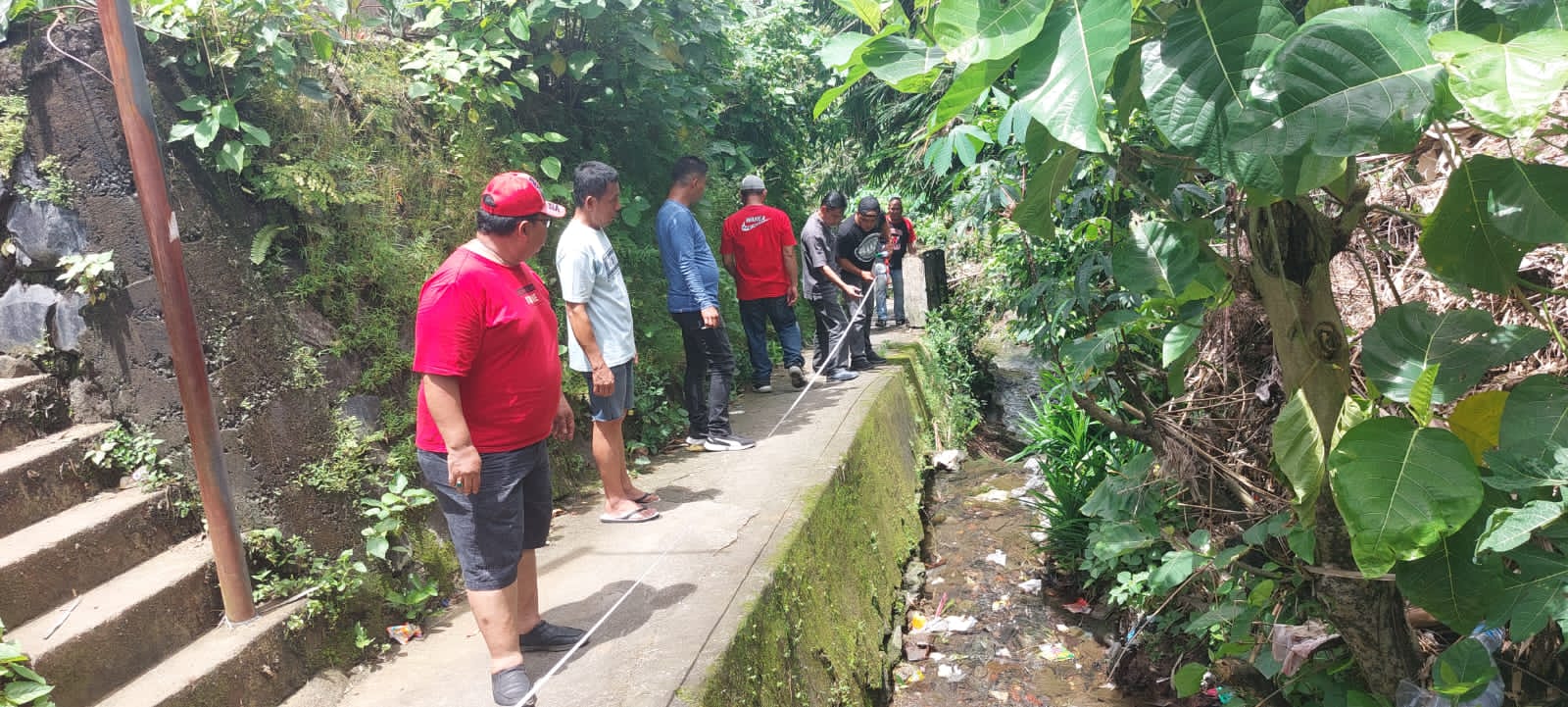 Legislator JiGo Bantu Infrastruktur Kelurahan Teling Atas