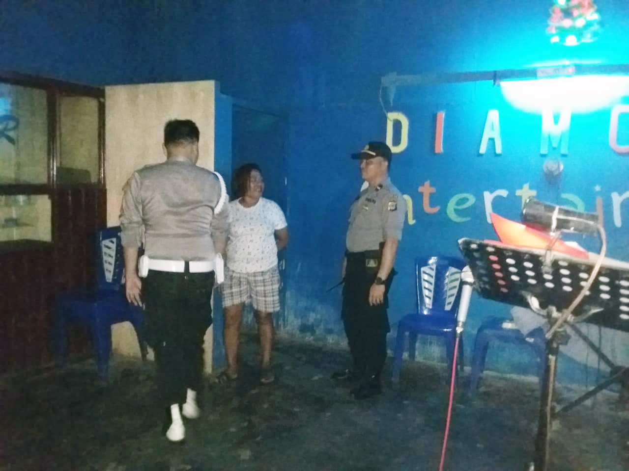 Cafe di Melonguane Disasar Polisi