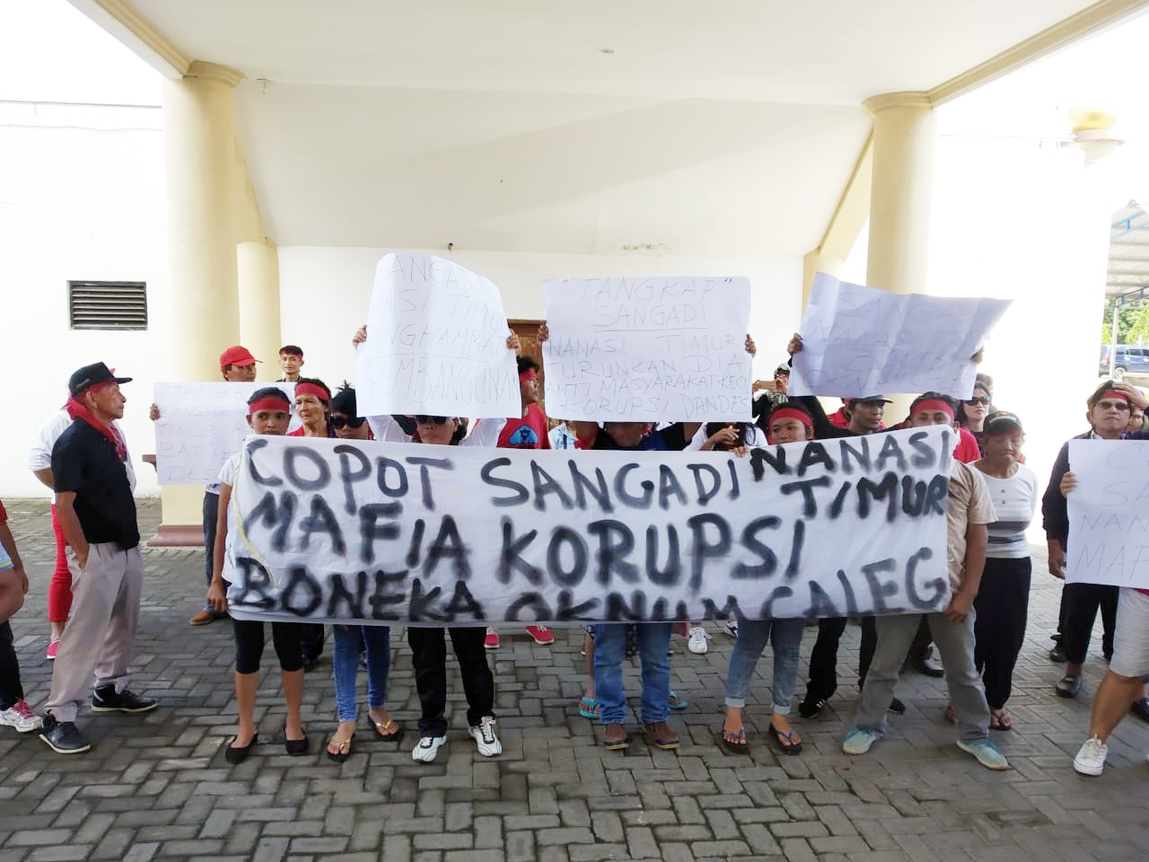 Copot Sangadi Nanasi Timur Mafia Korupsi