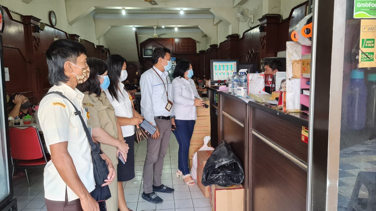 PLN UP3 Manado dan Bapeda  Kunjungi Pelanggan ‘Kumabal’