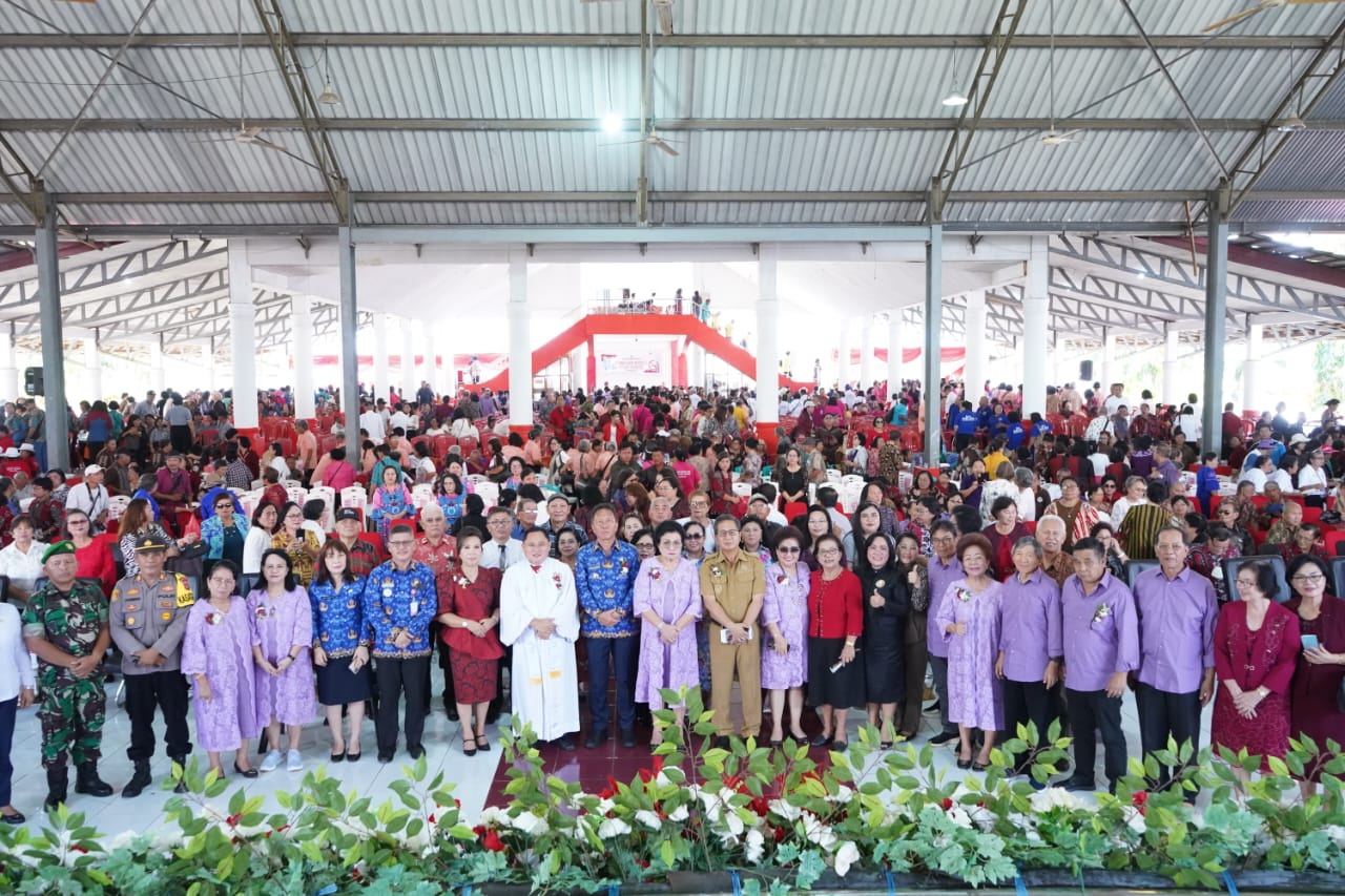 Bupati Hadiri Pertemuan Raya Komisi Pelayanan Lansia Sinode GMIM di Amurang