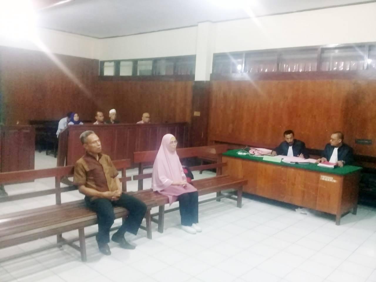Dua Terdakwa Korupsi Dana Premi Anggota DPRD Bolsel Tersudut 