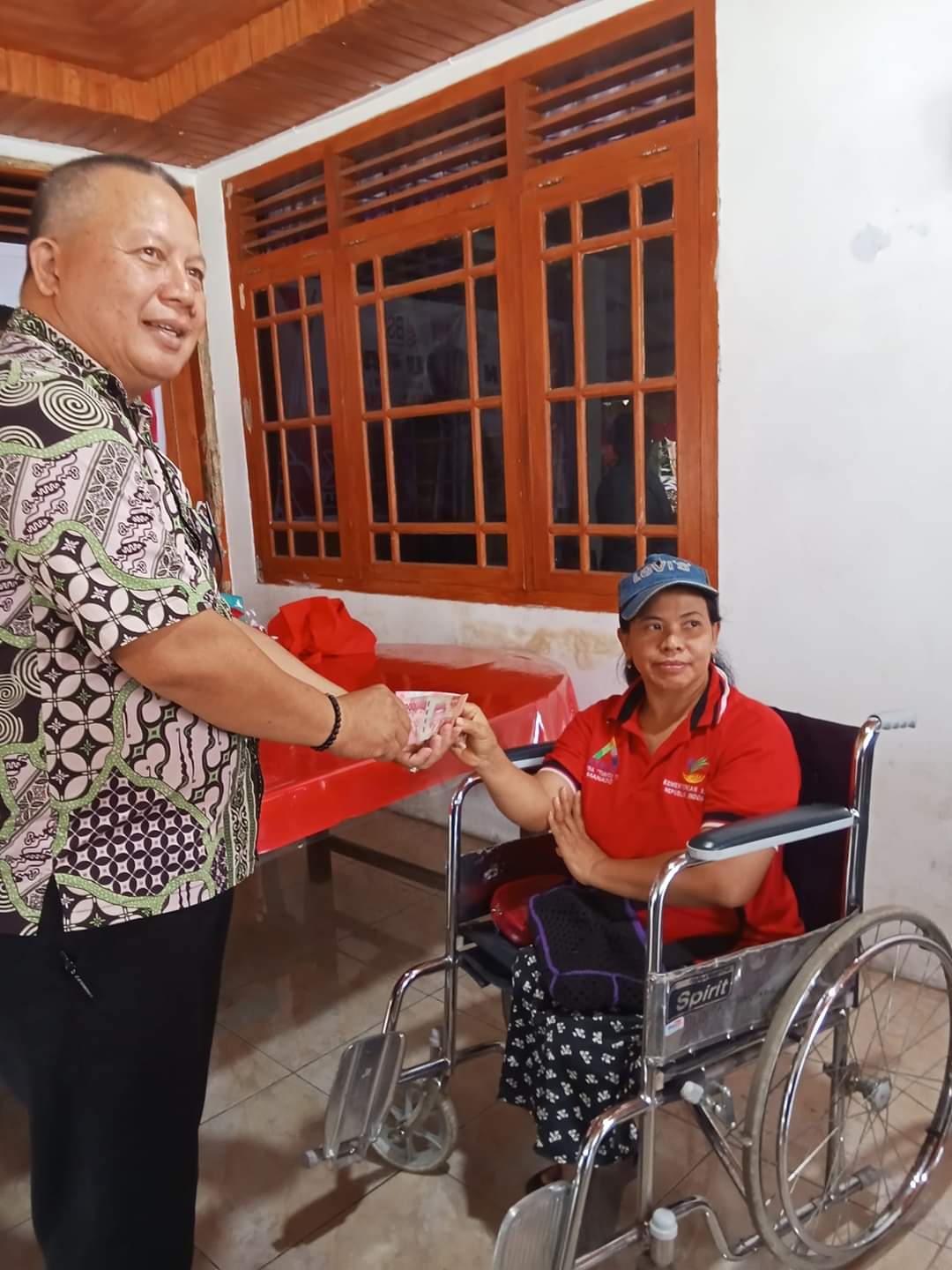 Pemdes Karondoran Tuntas Salurkan BLT Desa Tahun 2023