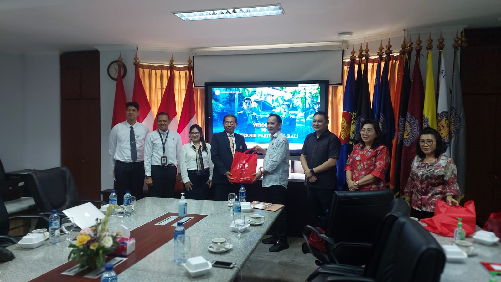 Kembangkan Pariwisata, Pemkot Tomohon Jalin Kerjasama Strategis dengan POLTEKPAR Bali