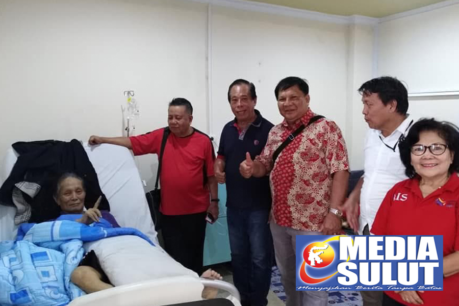 AK7 Besuk Wartawan Senior Fredy Roeroe