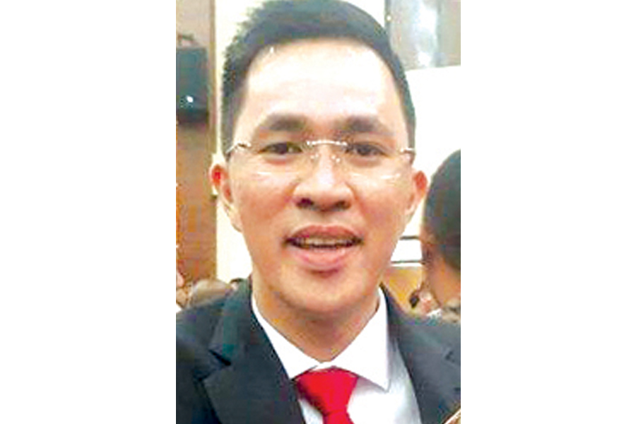 Kepsek 2 Jam di SMK Bitung Tuai Polemik