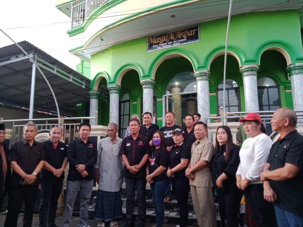 Safari Ramadhan Perdana, Bupati FDW di Mesjid Al-Akbar Tumpaan Satu