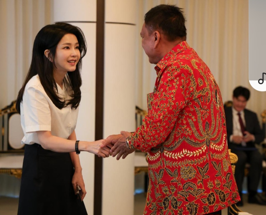 Gubernur Olly Promosikan Langsung Provinsi Sulut Kepada Ibu Negara Korsel