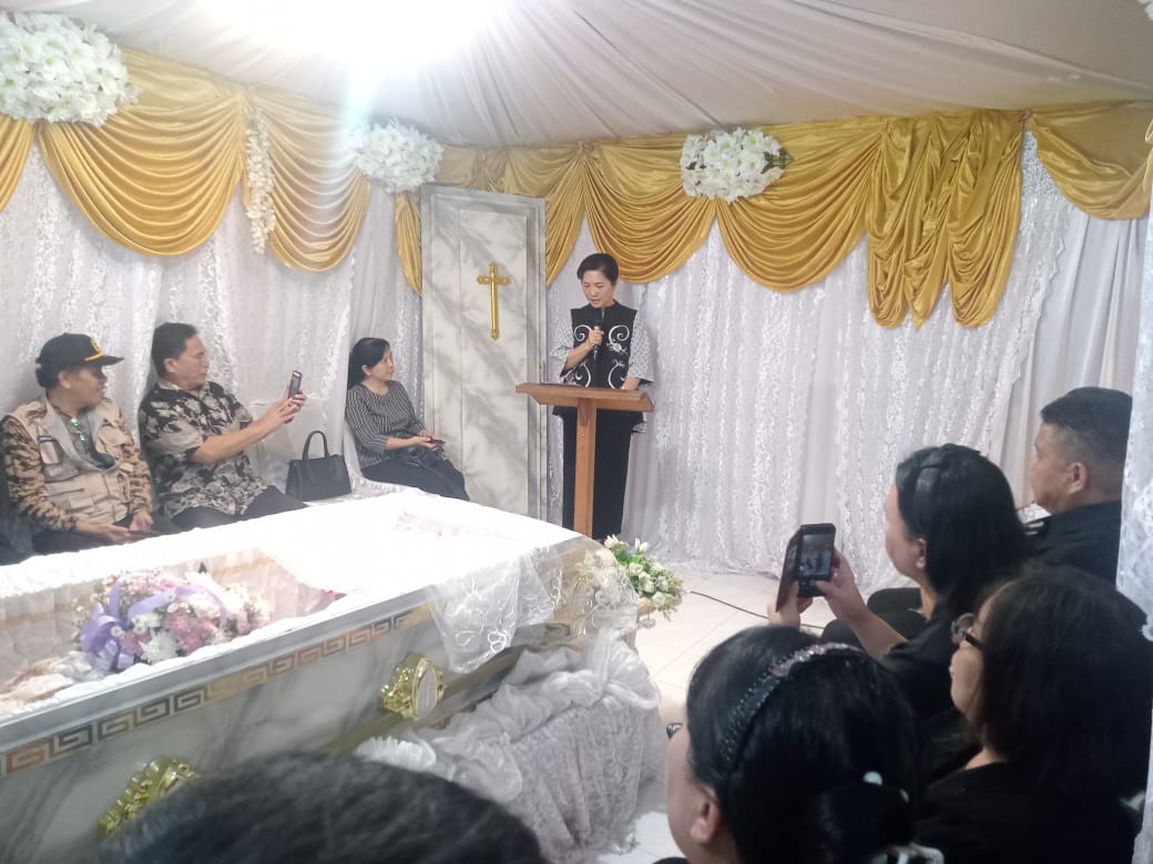Kak Jeand’arc Semangati Keluarga Berduka di Talete Satu