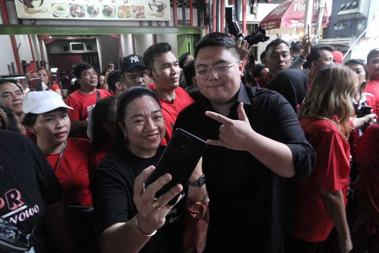 Rio Dondokambey Jadi Magnet di Jalan Roda Manado