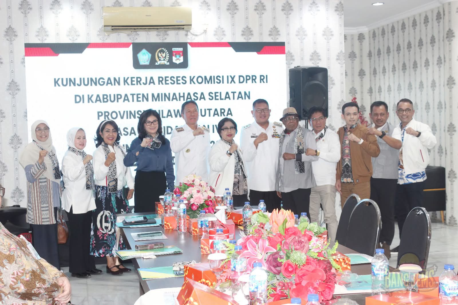 Komisi IX DPR RI Kunker ke Minsel, Felly Runtuwene Disambut Bupati Franky Wongkar