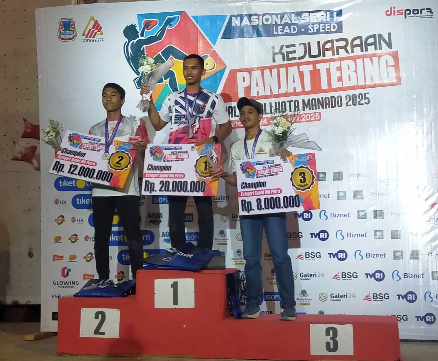 Sulut Kunci 1 Podium di Pertandingan Panjat Tebing, 8 Daerah Berbagi Juara dan Ini Daftar Jawaranya