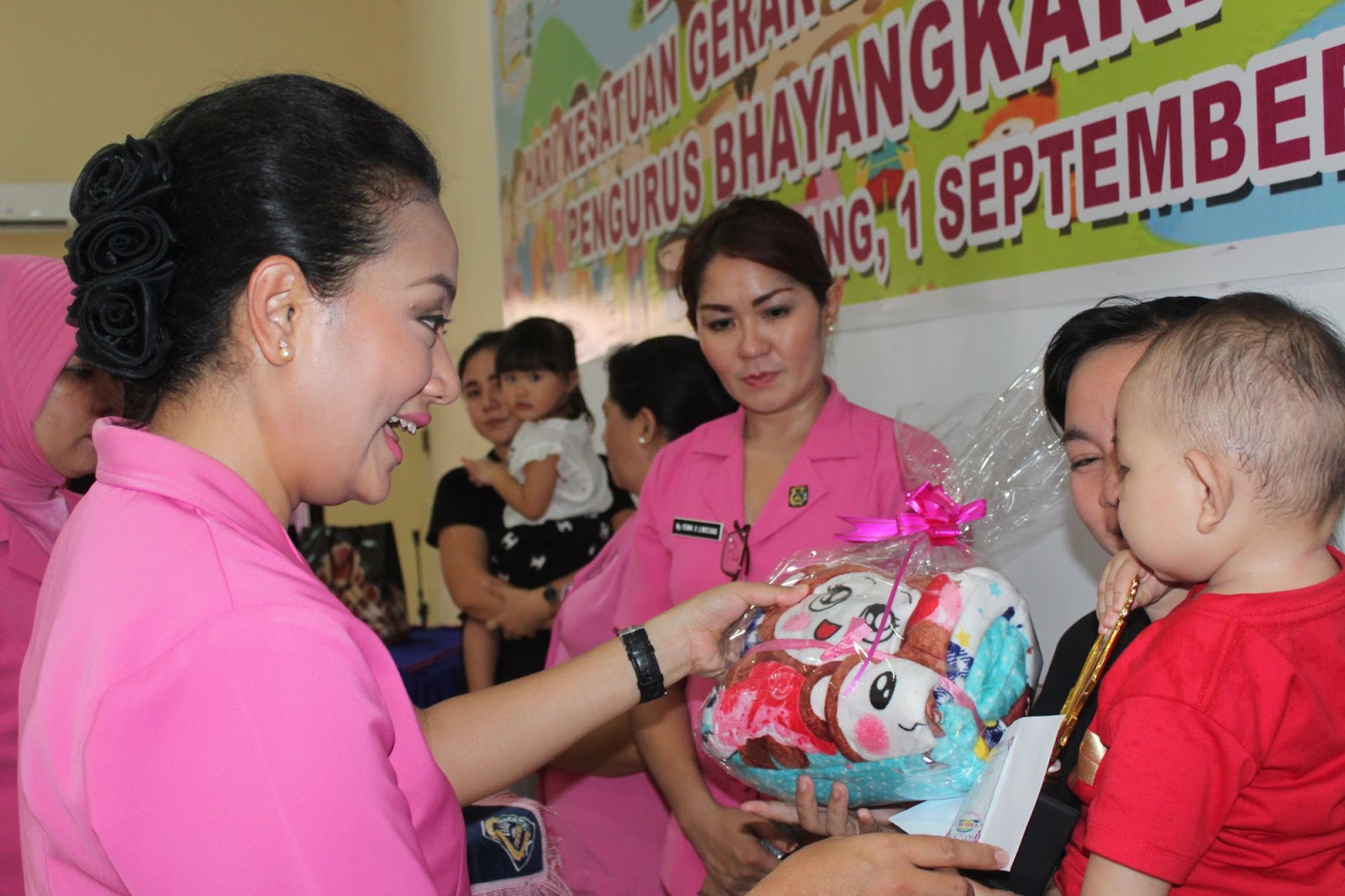 Bhayangkari Minsel Gelar Lomba Batita Sehat 