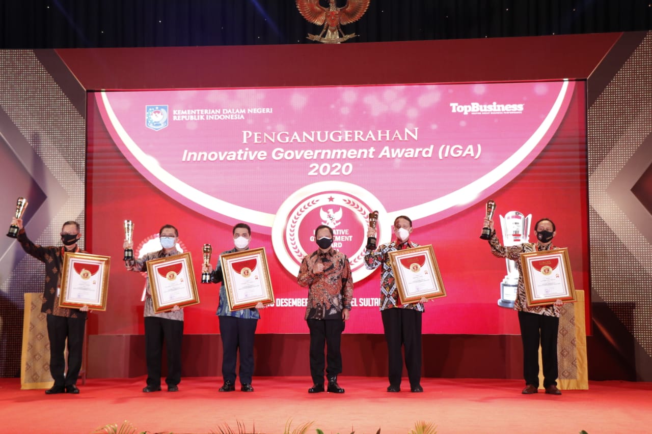 Mendagri Berikan Penghargaan Kepada Daerah Terinovatif dan Sangat Inovatif