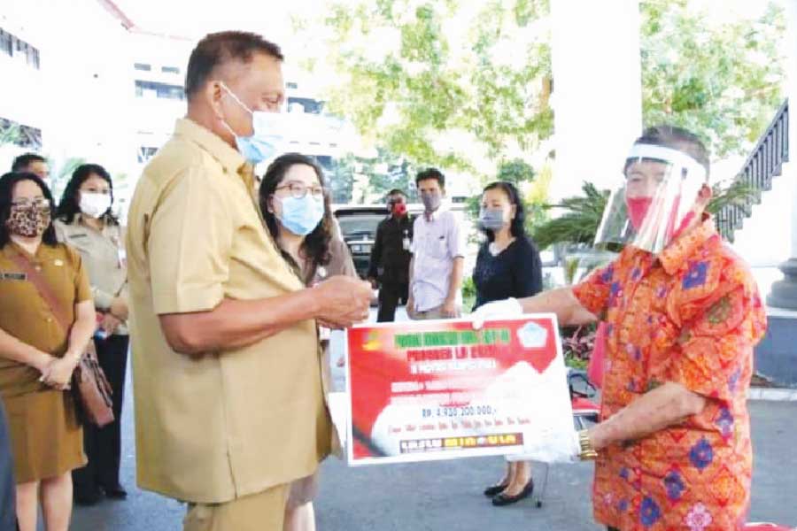 Kemensos Salurkan Bantuan Untuk 1.826 Lansia di Sulut