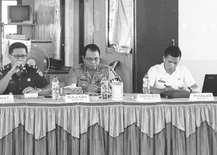 Pemerintah Desa Se-Sinonsayang Dibekali Wawasan Bantuan Hukum