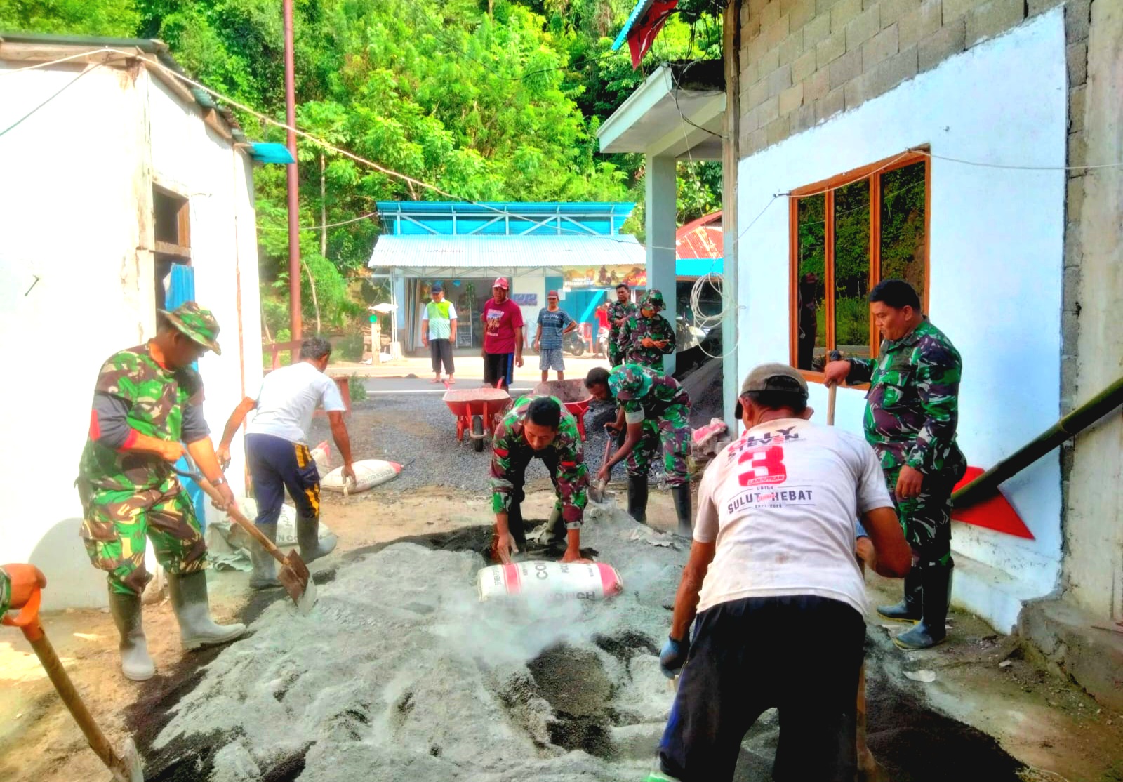 Pengecoran Pastori Gereja, Bentuk Sinergitas Pemerintah, Gereja dan TNI di Desa Tumpaan