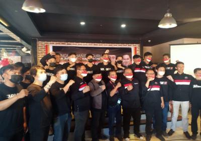 Brani Kukuhkan Pengurus Barikade 98 Sulut