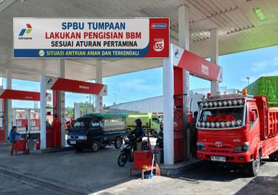 Pengisian BBM di SPBU Tumpaan Berjalan Tertib, Gunakan Barcode Resmi Pertamina