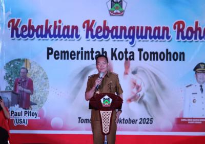 Wali Kota Tomohon Hadiri Ibadah KKR Pemerintah Kota Tomohon untuk Tingkatkan Kebangunan Rohani ASN