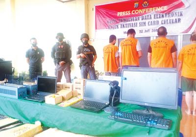 Tim Maleo Bongkar Sindikat Pemalsuan Data SIM Card Seluler