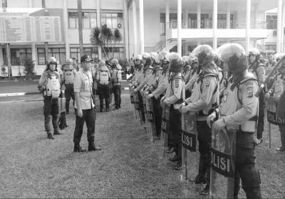 Warga Puji Keberhasilan Polri dan TNI, Jokowi-Amin Dapat Ucapan Selamat