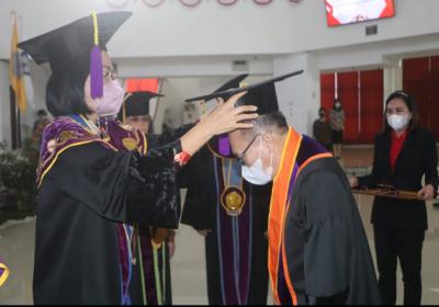Dikukuhkan Rektor, Unsrat Ketambahan Guru Besar