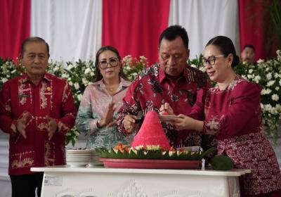 Peringati 1 Tahun Kepemimpinan, RD-Vasung Minta Dukungan Masyarakat Minahasa
